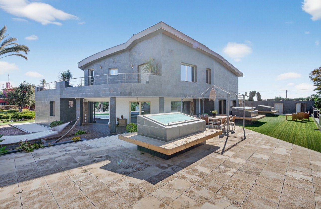 Rynek wtórny -  - Elche