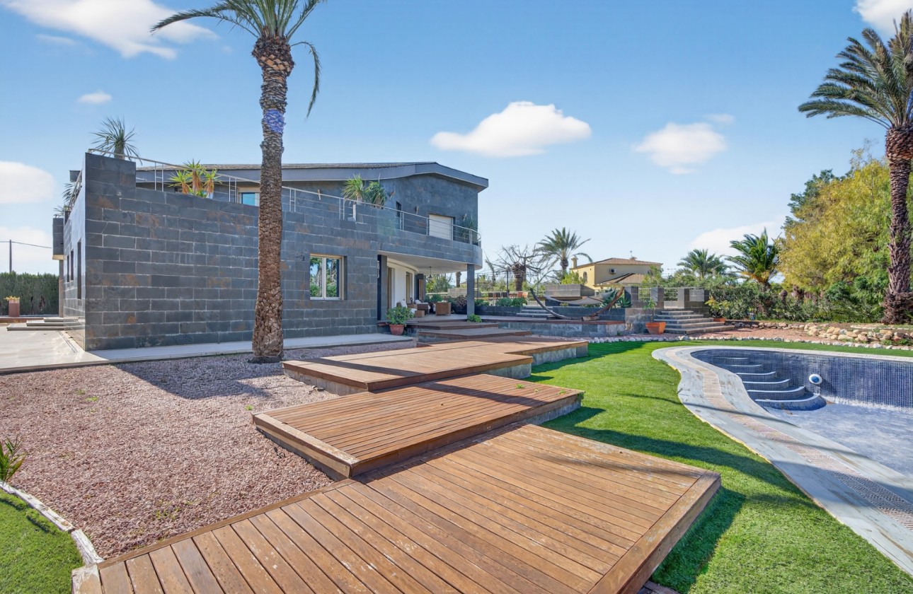 Rynek wtórny -  - Elche