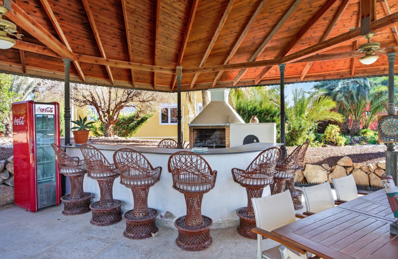 Rynek wtórny -  - Elche