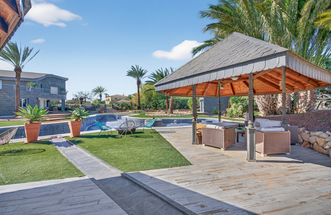 Rynek wtórny -  - Elche