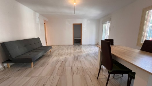 Location longue durée - Apartment - Alicante
