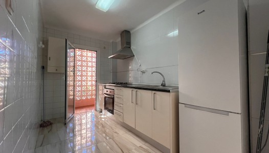 Location longue durée - Apartment - Alicante