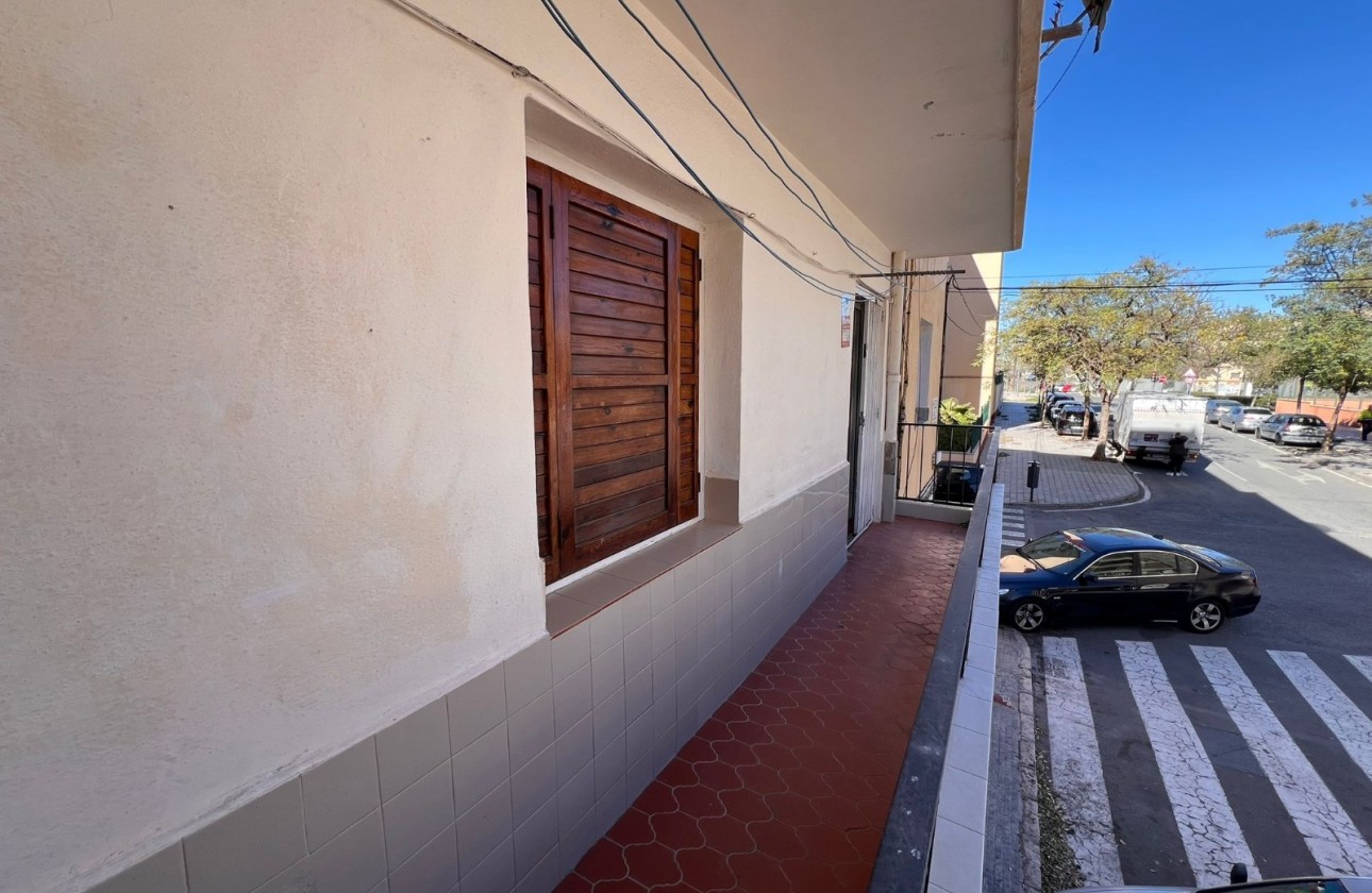 Location longue durée - Apartment - Alicante