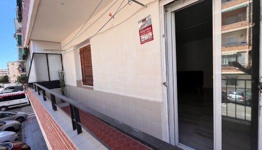 Location longue durée - Apartment - Alicante