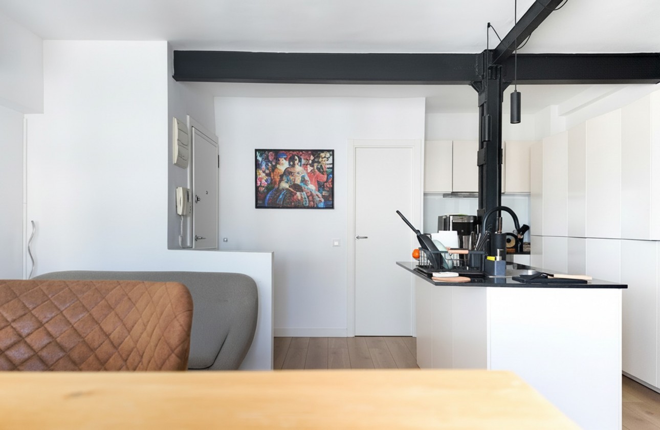 Resale - Apartment - Alicante - Center