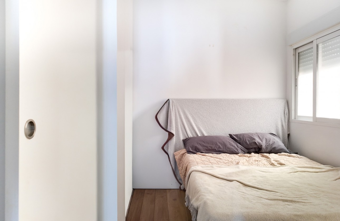 Resale - Apartment - Alicante - Center