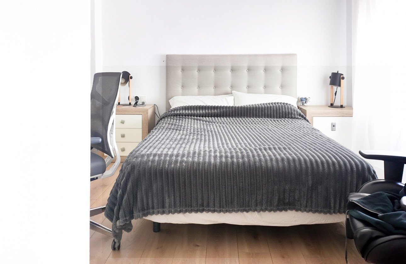 Resale - Apartment - Alicante - Center