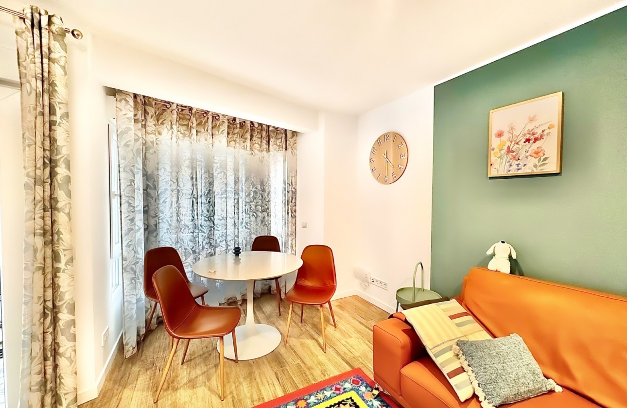 Resale - Apartment - Alicante - Carolinas Bajas	