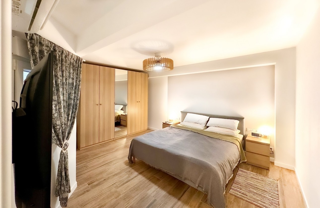 Resale - Apartment - Alicante - Carolinas Bajas	