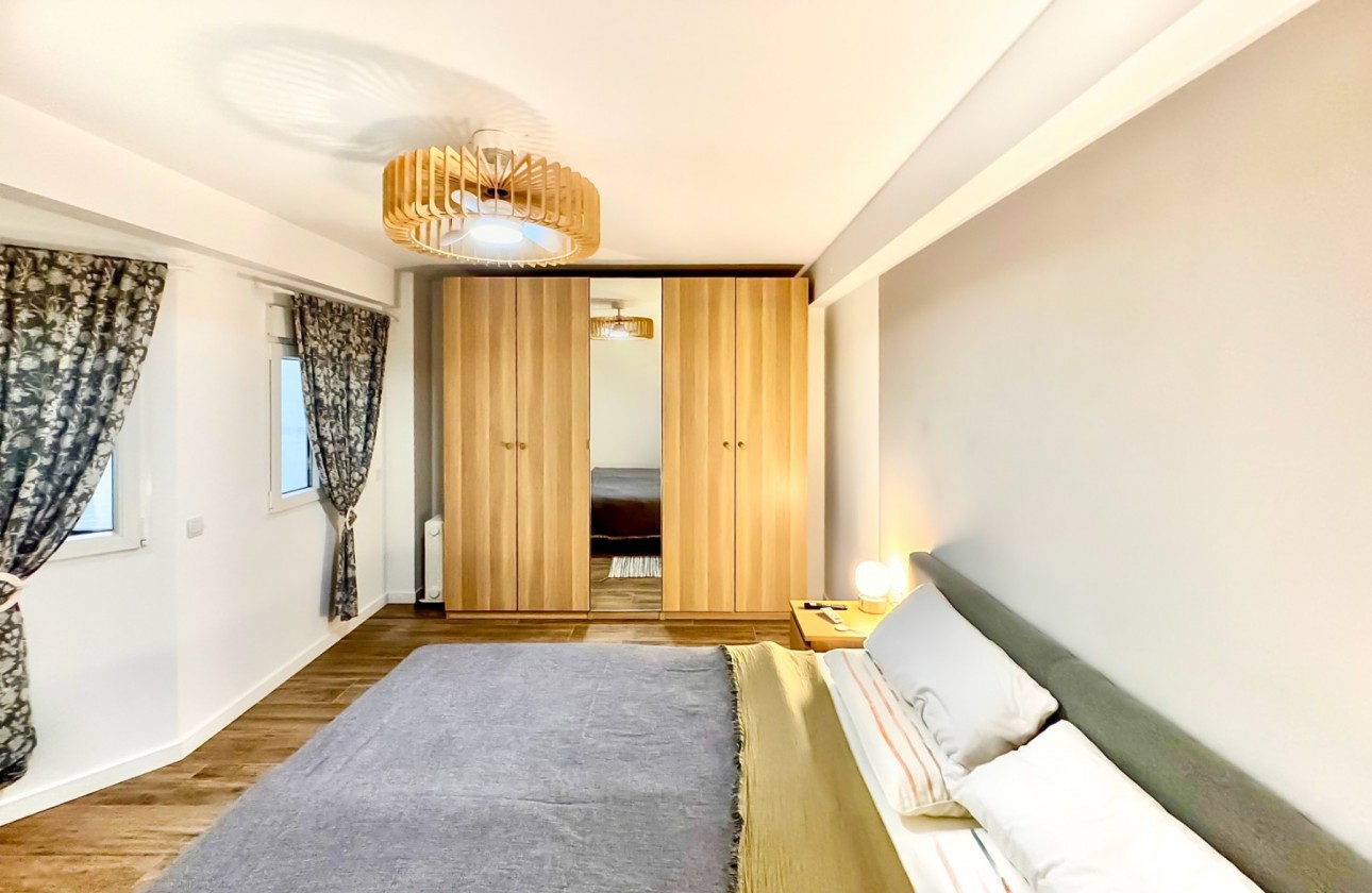 Resale - Apartment - Alicante - Carolinas Bajas	