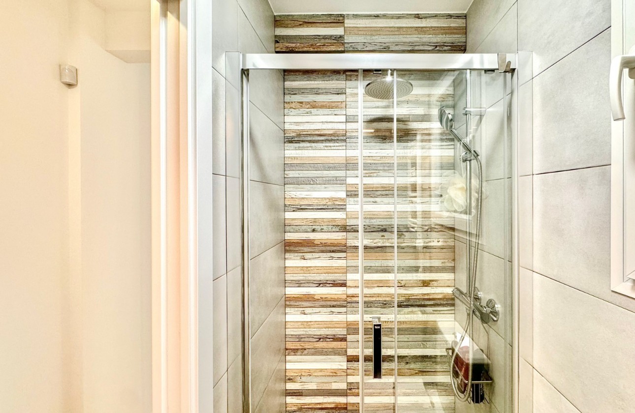 Resale - Apartment - Alicante - Carolinas Bajas	