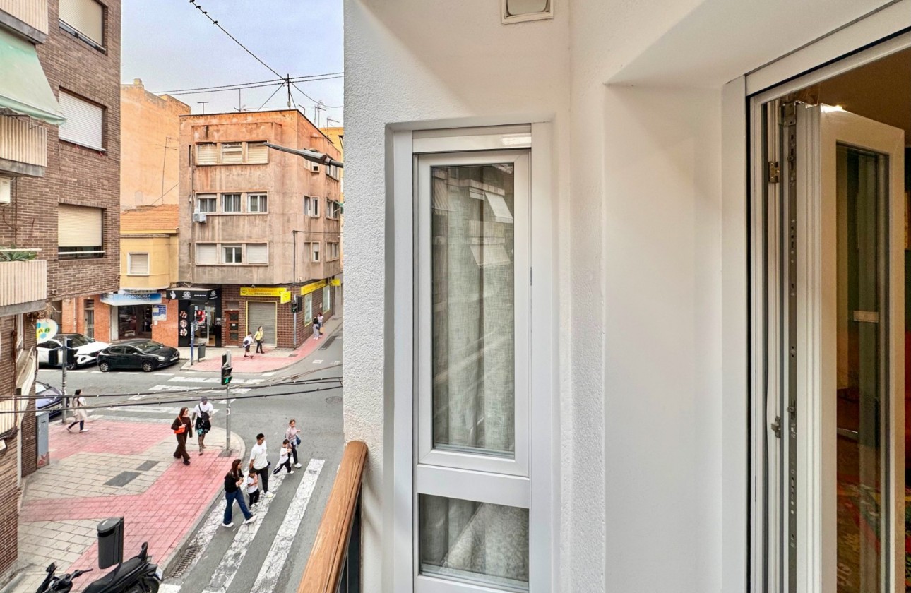 Resale - Apartment - Alicante - Carolinas Bajas	