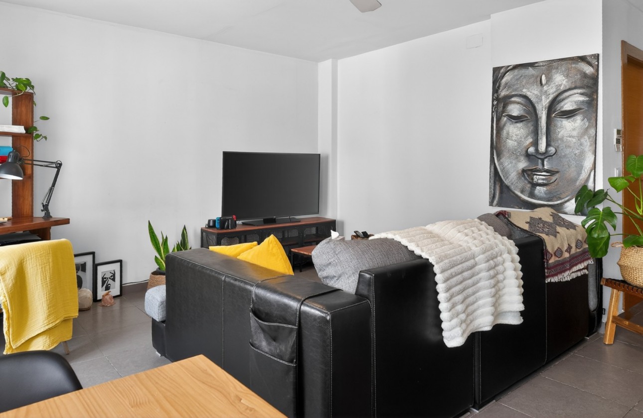 Resale - Apartment - Alicante - San Antón