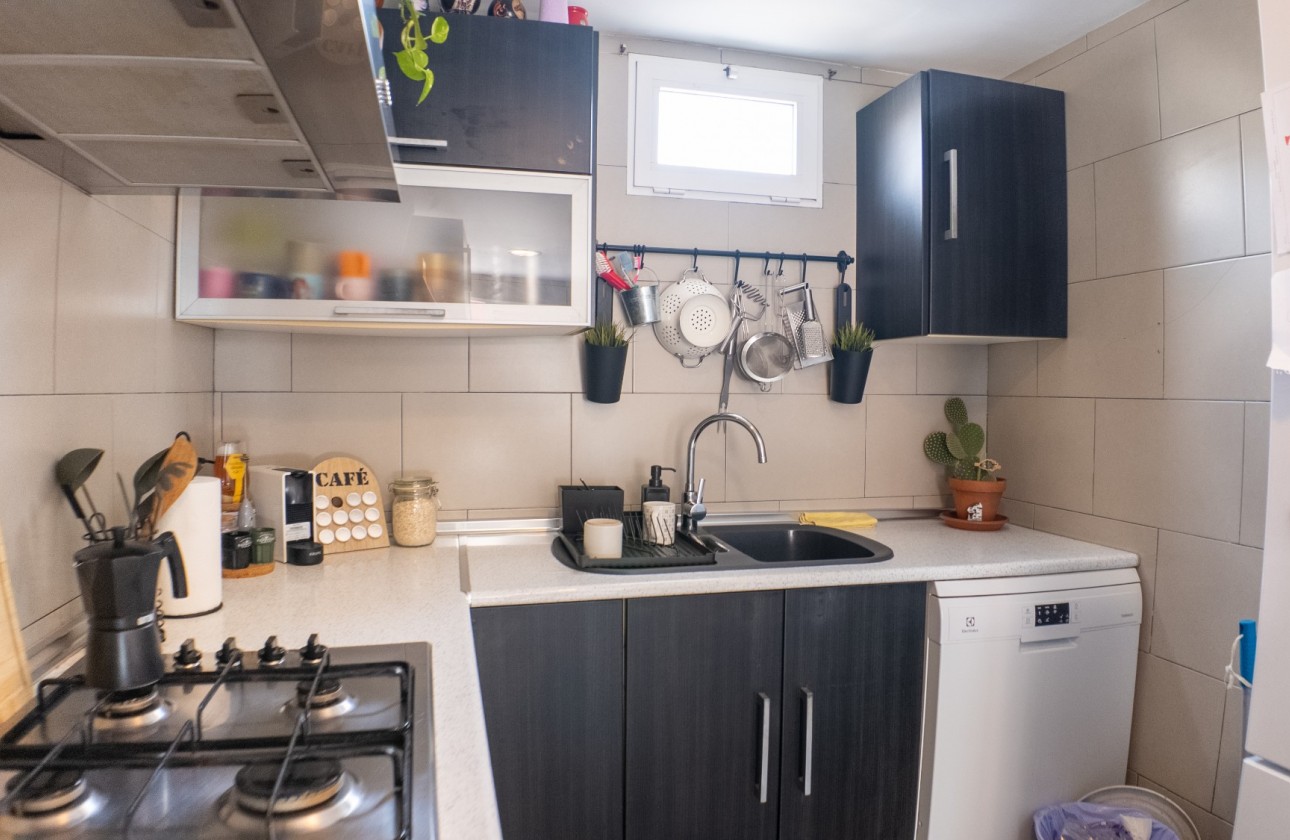 Resale - Apartment - Alicante - San Antón