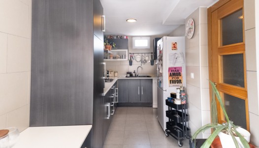 Resale - Apartment - Alicante - San Antón