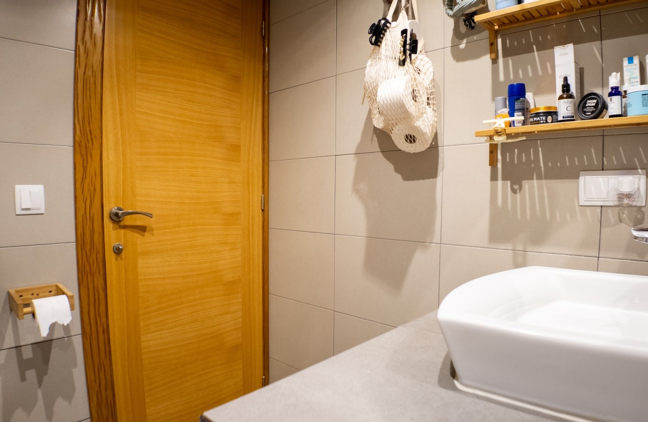 Resale - Apartment - Alicante - San Antón