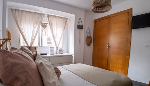 Resale - Apartment - Alicante - San Antón