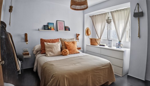 Resale - Apartment - Alicante - San Antón