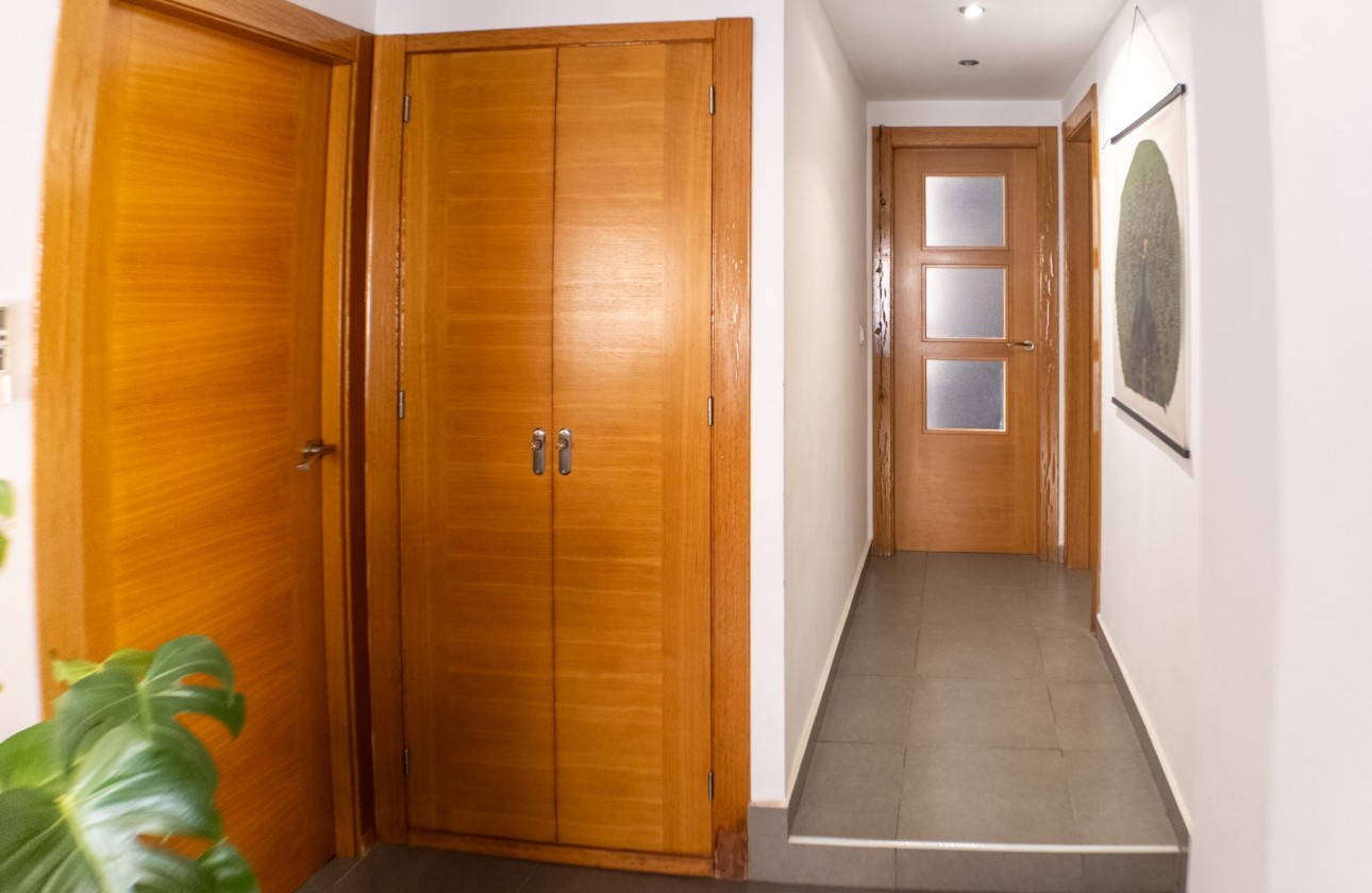 Resale - Apartment - Alicante - San Antón