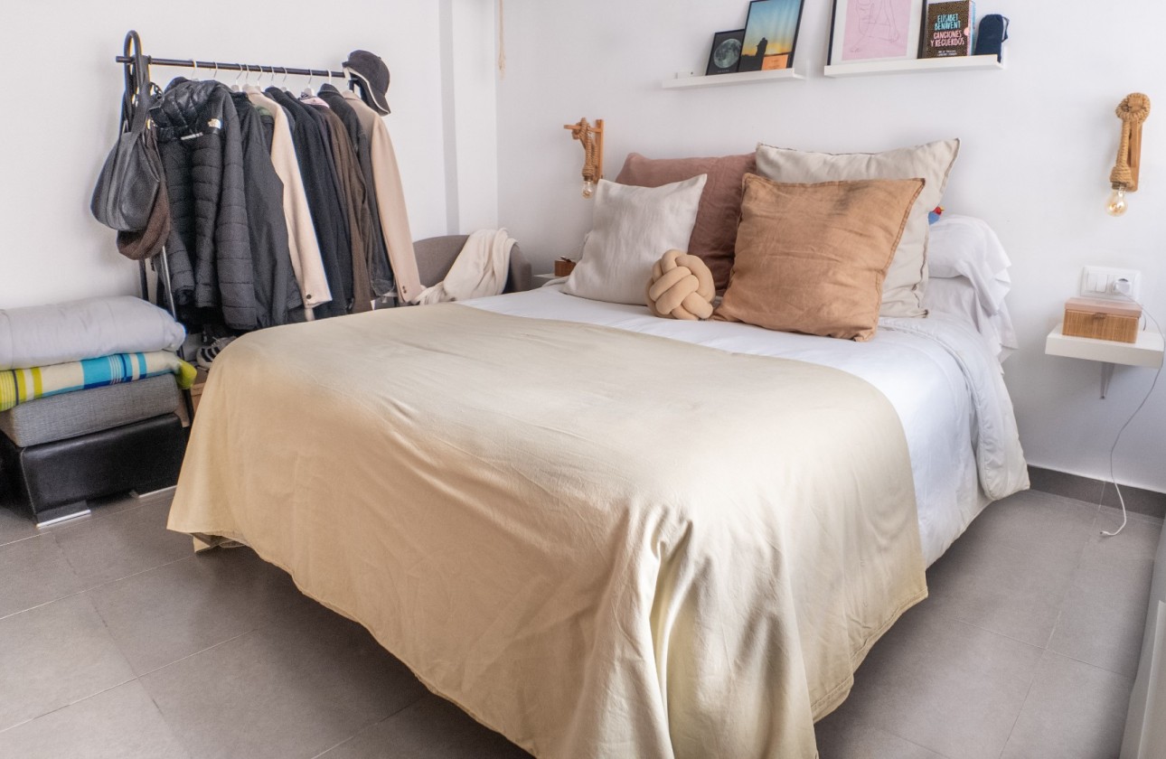 Resale - Apartment - Alicante - San Antón