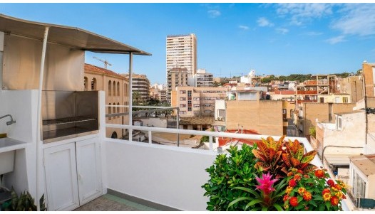 Resale - Apartment - Alicante - San Antón