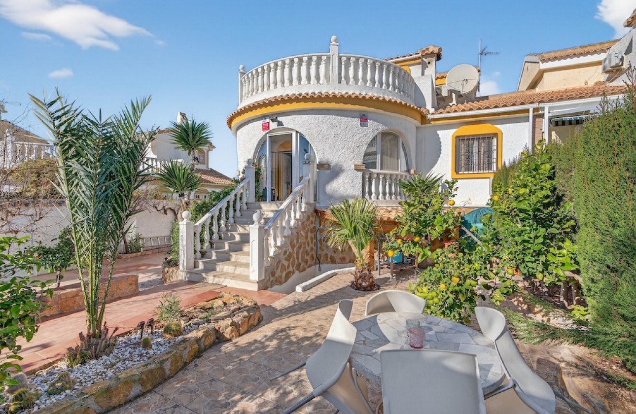 Resale - Villa - Gran Alacant