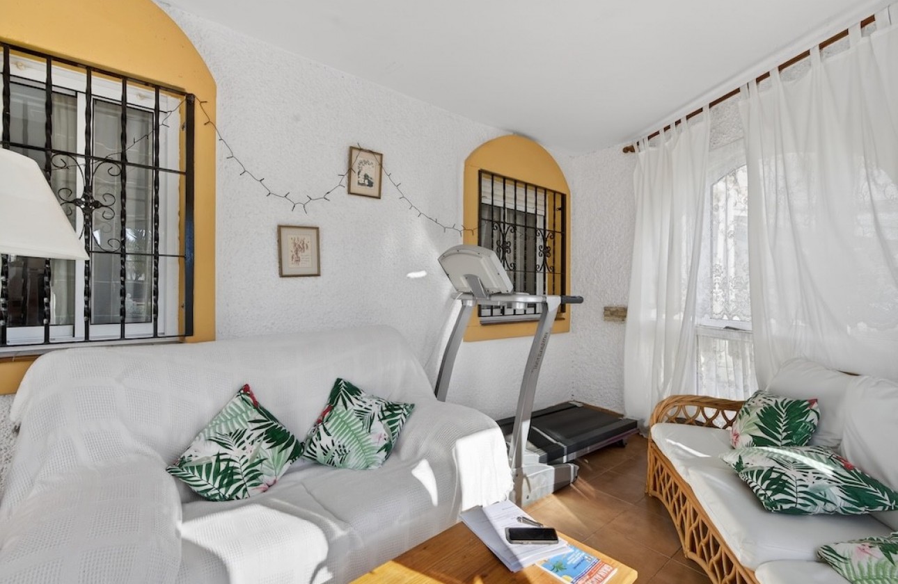 Resale - Villa - Gran Alacant