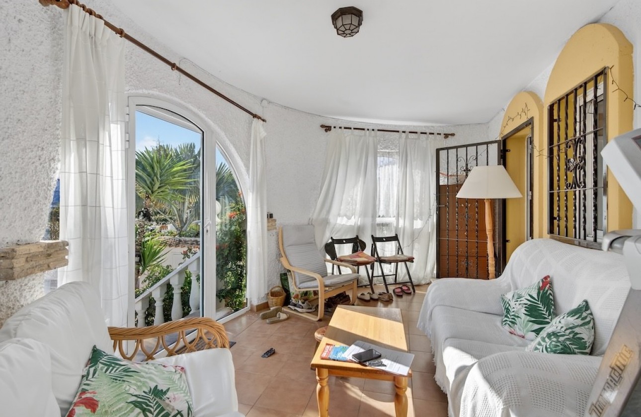 Resale - Villa - Gran Alacant