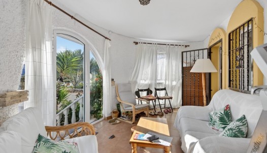 Resale - Villa - Gran Alacant