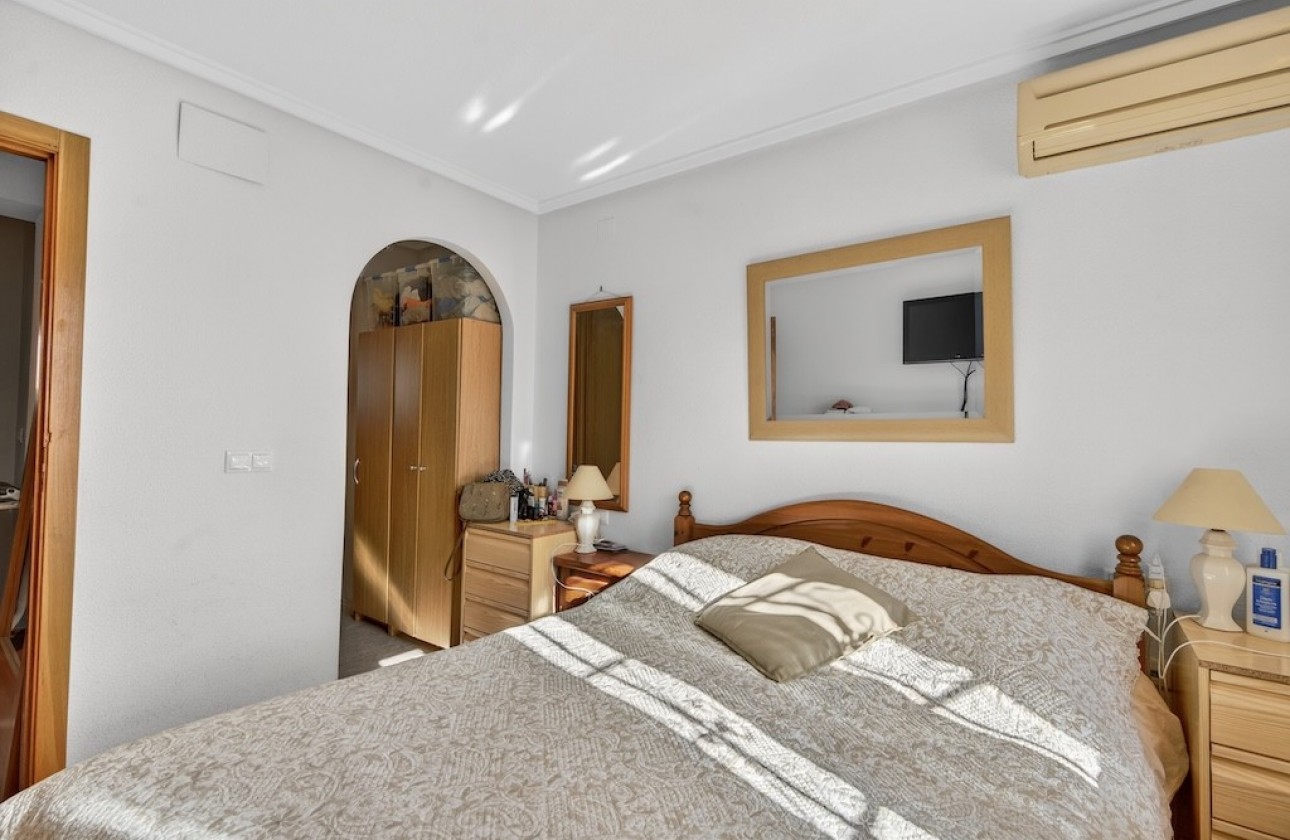 Resale - Villa - Gran Alacant