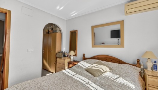 Resale - Villa - Gran Alacant