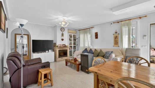 Resale - Villa - Gran Alacant