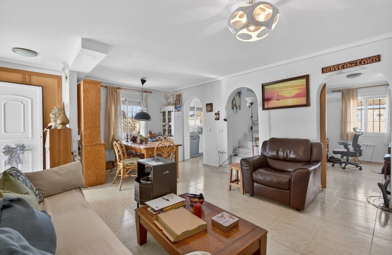 Resale - Villa - Gran Alacant