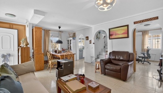 Resale - Villa - Gran Alacant