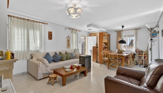 Resale - Villa - Gran Alacant