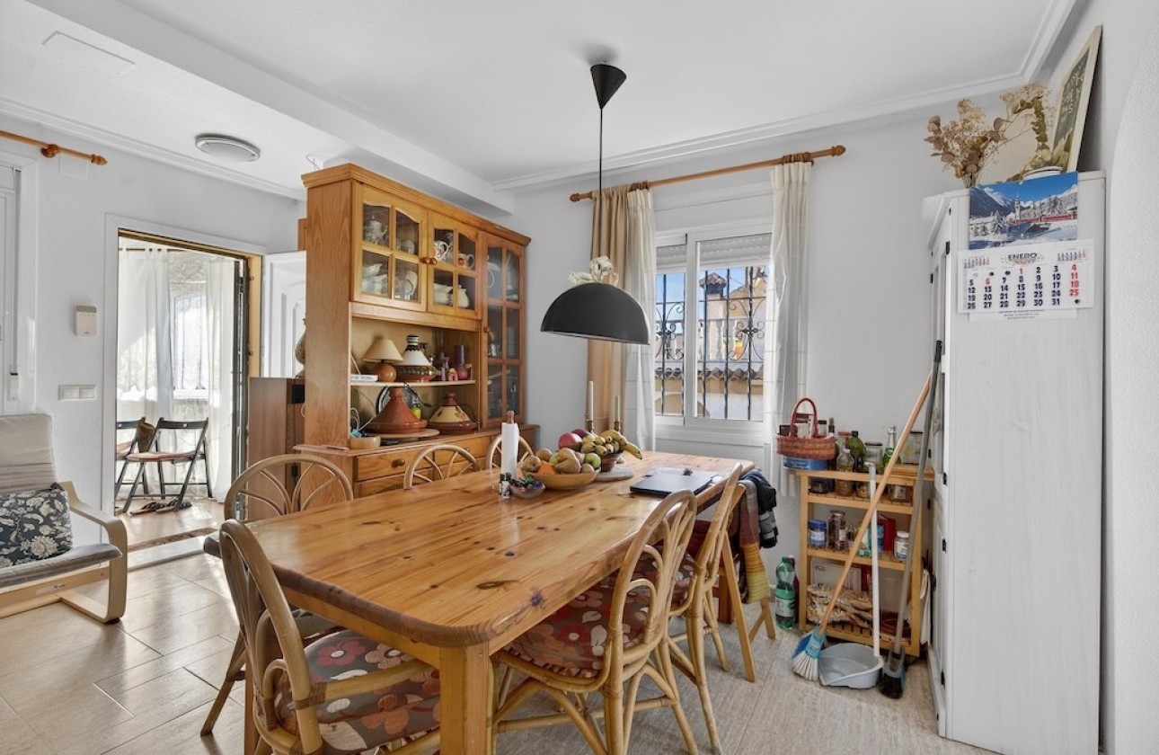 Resale - Villa - Gran Alacant