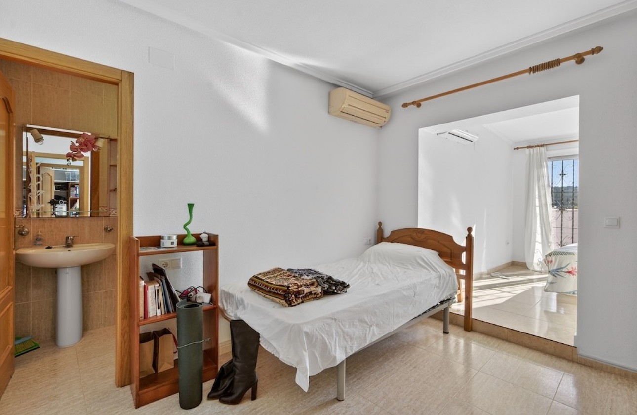 Resale - Villa - Gran Alacant