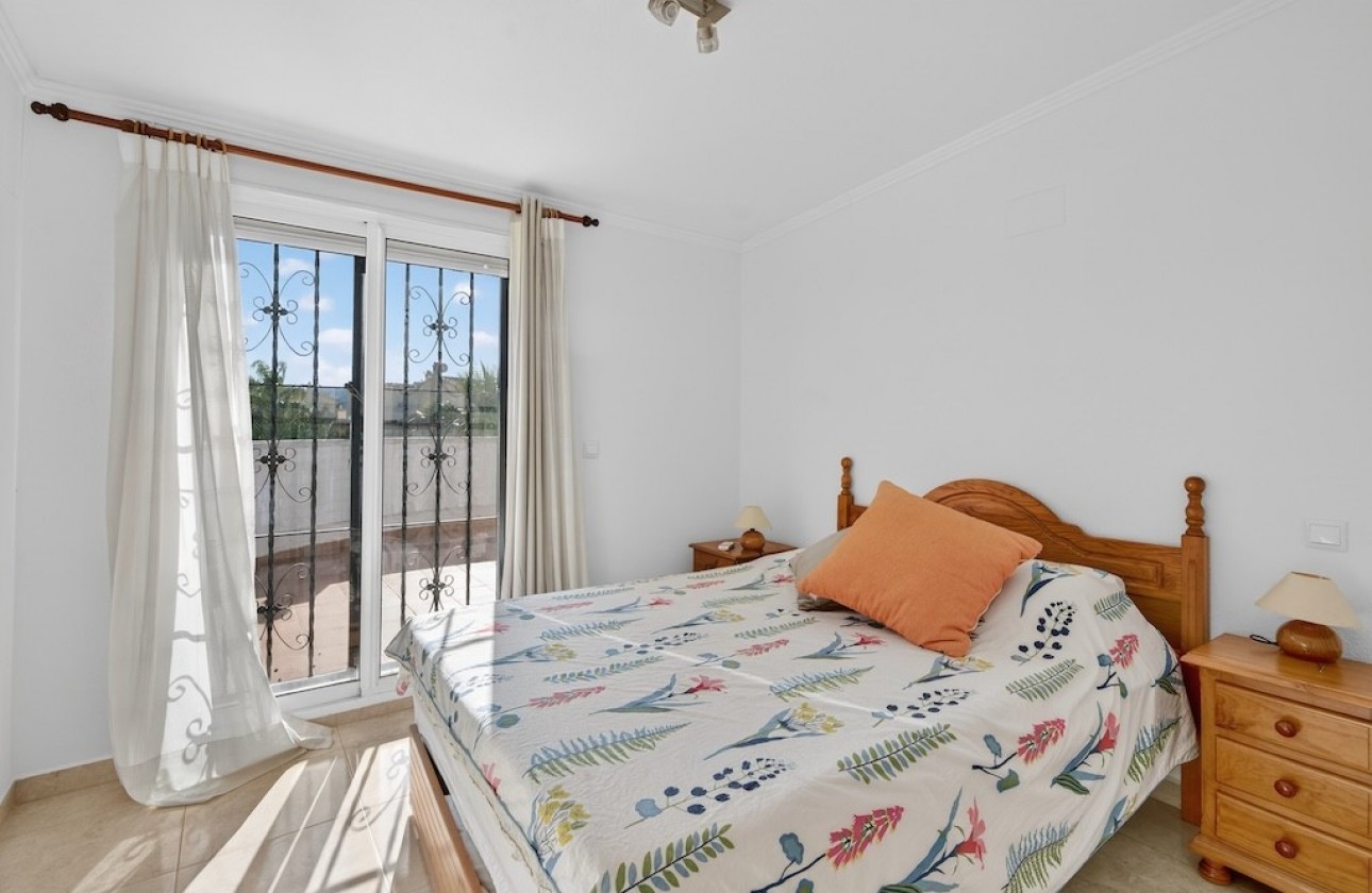 Resale - Villa - Gran Alacant