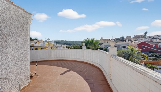 Resale - Villa - Gran Alacant