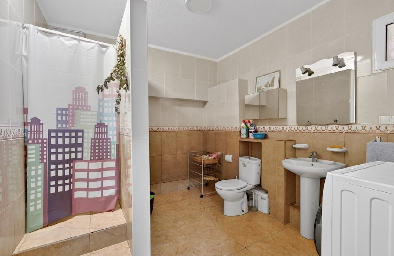 Resale - Villa - Gran Alacant