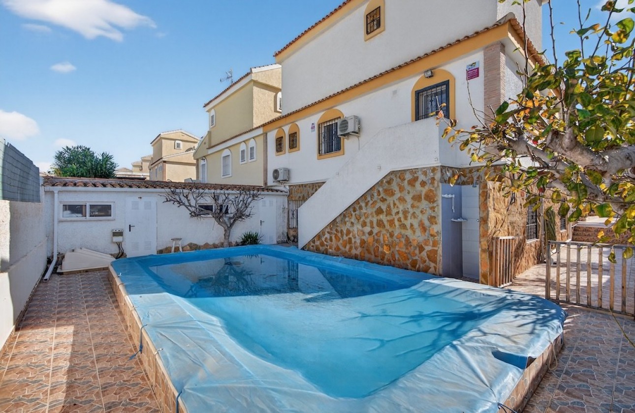 Resale - Villa - Gran Alacant