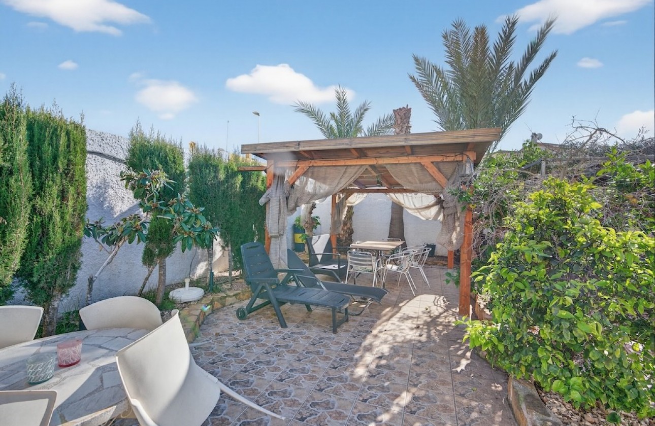 Resale - Villa - Gran Alacant