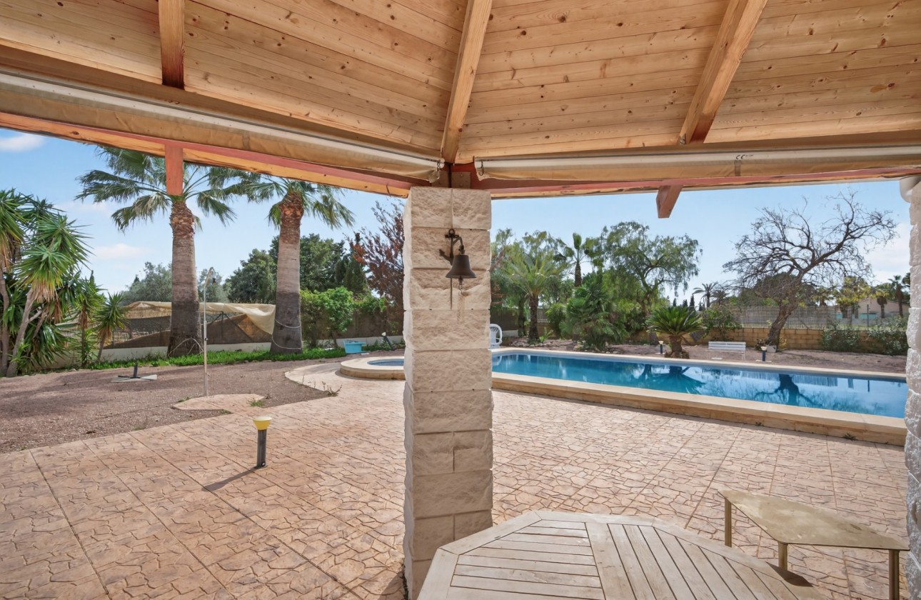 Brukte Boliger - Villa - Santa Pola