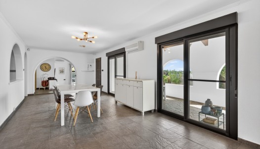 Brukte Boliger - Villa - Santa Pola