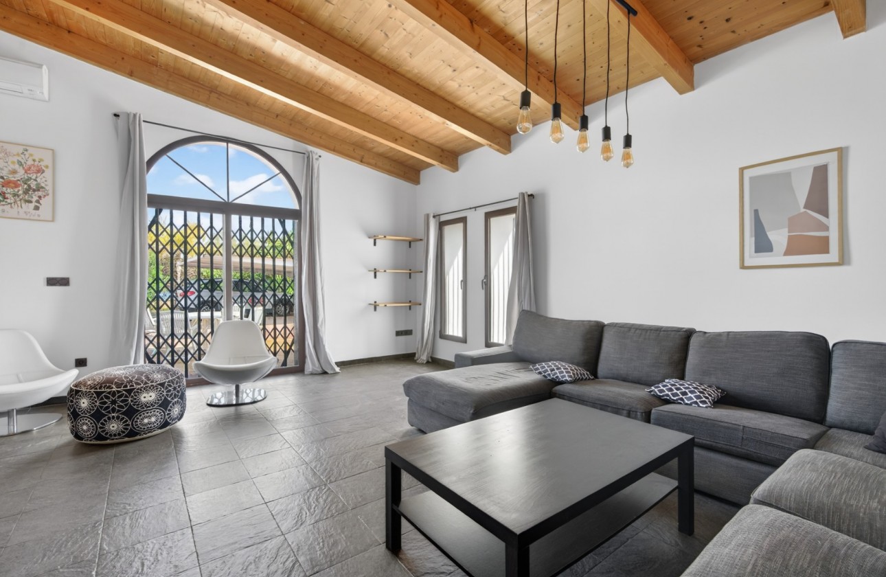 Brukte Boliger - Villa - Santa Pola