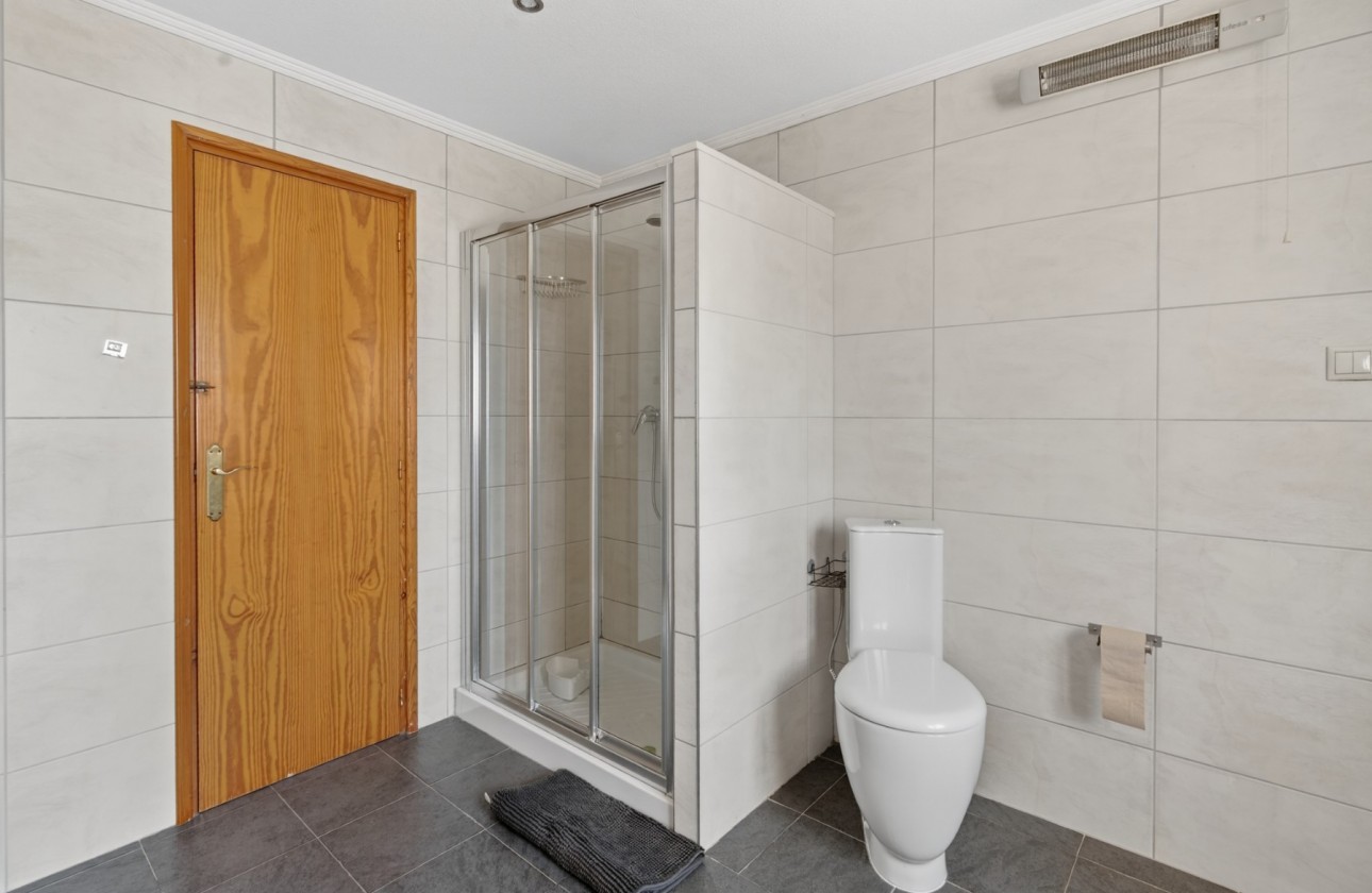 Brukte Boliger - Villa - Santa Pola