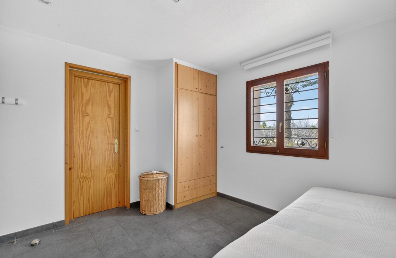 Brukte Boliger - Villa - Santa Pola