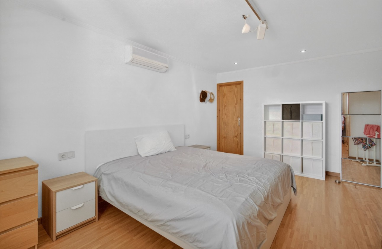 Brukte Boliger - Villa - Santa Pola