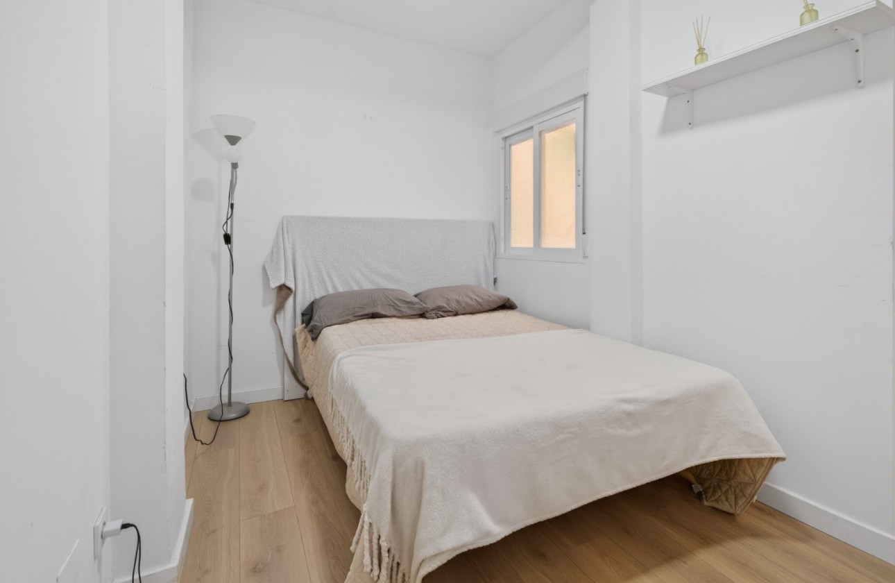 Segunda mano - Apartamento - Alicante - Centro