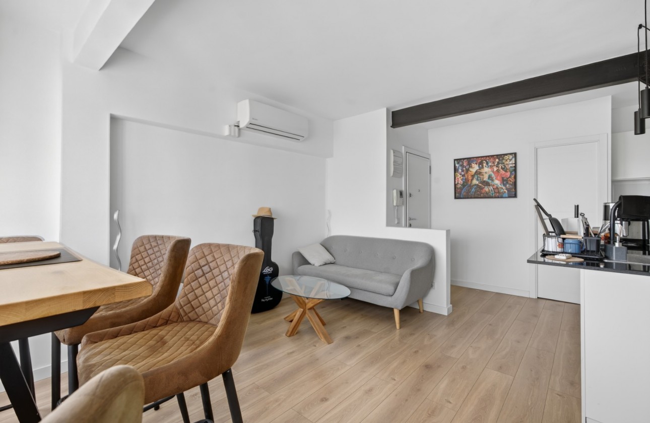 Segunda mano - Apartamento - Alicante - Centro